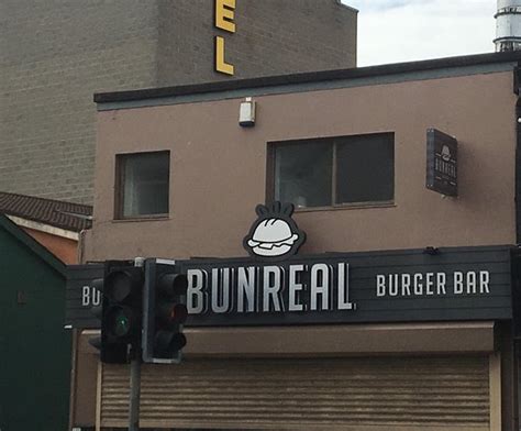 Bunreal .